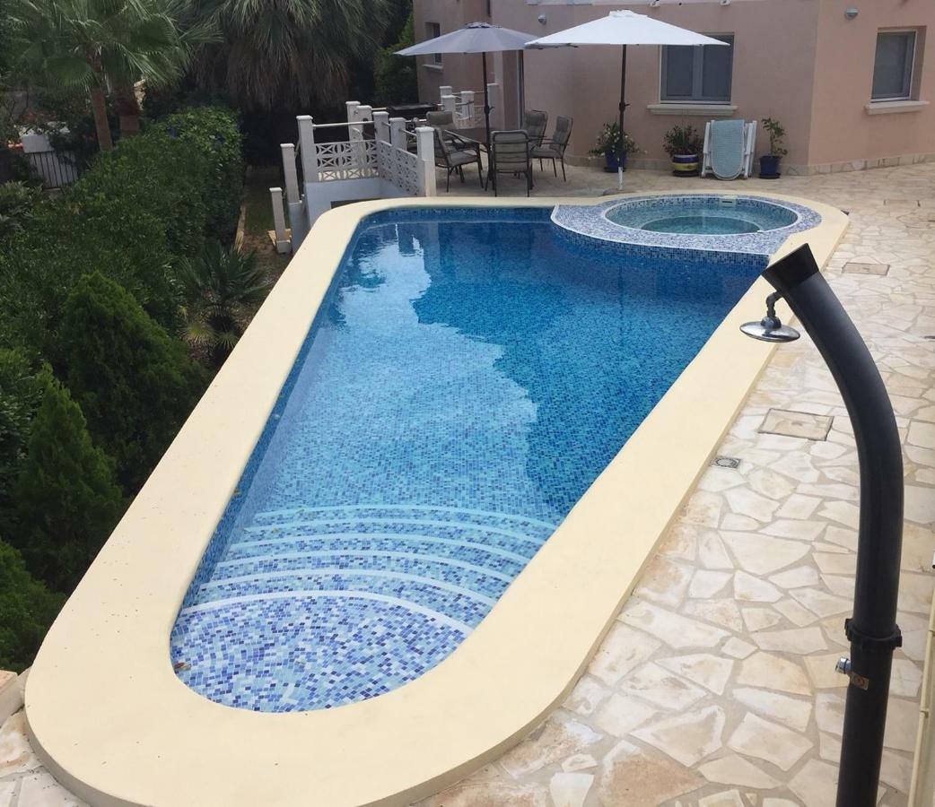 Sunny Renovated Apartment - Denia/Santa Llucia ภายนอก รูปภาพ